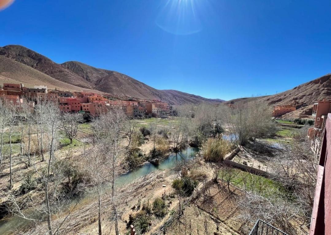 Auberge De La Riviere Du Dades Boumalne 外观 照片